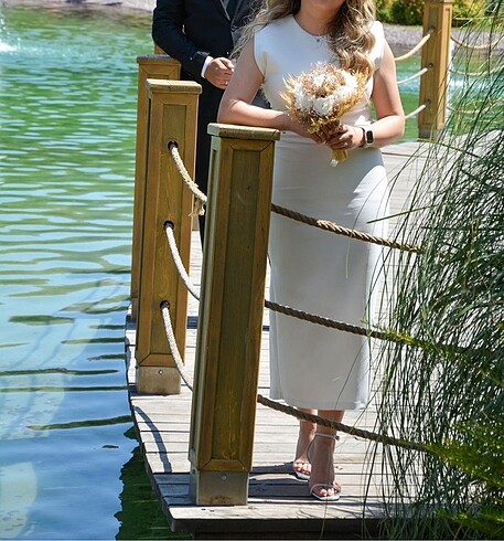 m Beden Zara nikah elbisesi 1 kez giyildi