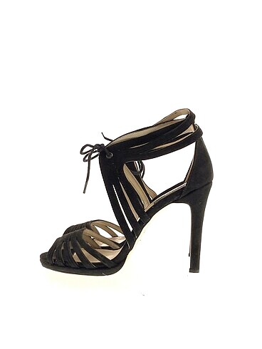 Elle Sandalet %70 İndirimli.