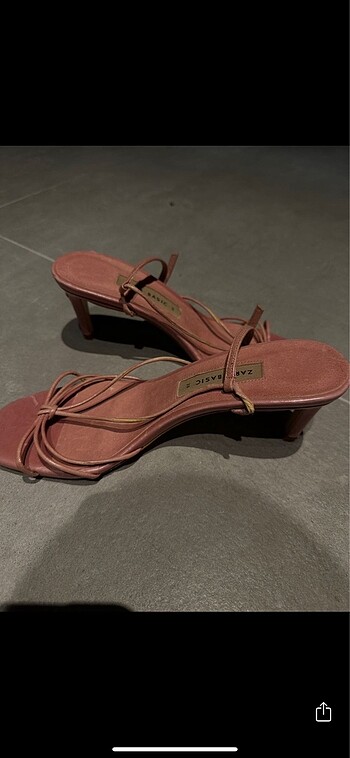 Zara Zara sandalet