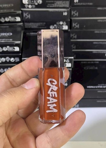 Fenty Beauty Cream Lip Gloss 04 Cookie Jar - Görsel 3