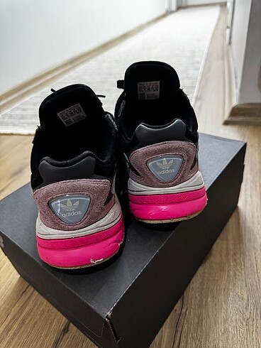 Adidas Spor Ayakkabı - Görsel 3