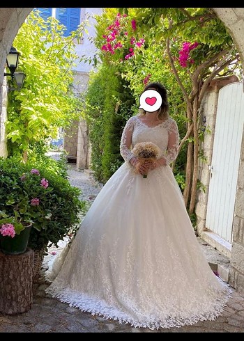 Dantel Detaylı V Yaka Uzun Kollu Prenses Gelinlik - Görsel 3