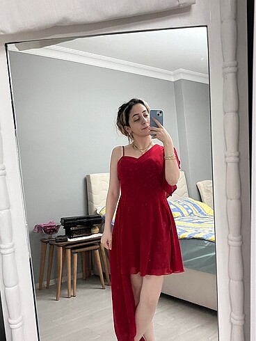 Diğer kısa tek omuzlu mini elbise