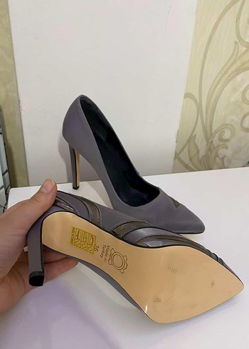 36 Beden Gri Yılan Desenli Stiletto Topuklu Kadın Ayakkabı