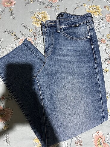 Mavi marka jean