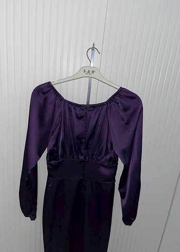 Uzun Kollu Mor Saten Elbise - Görsel 4