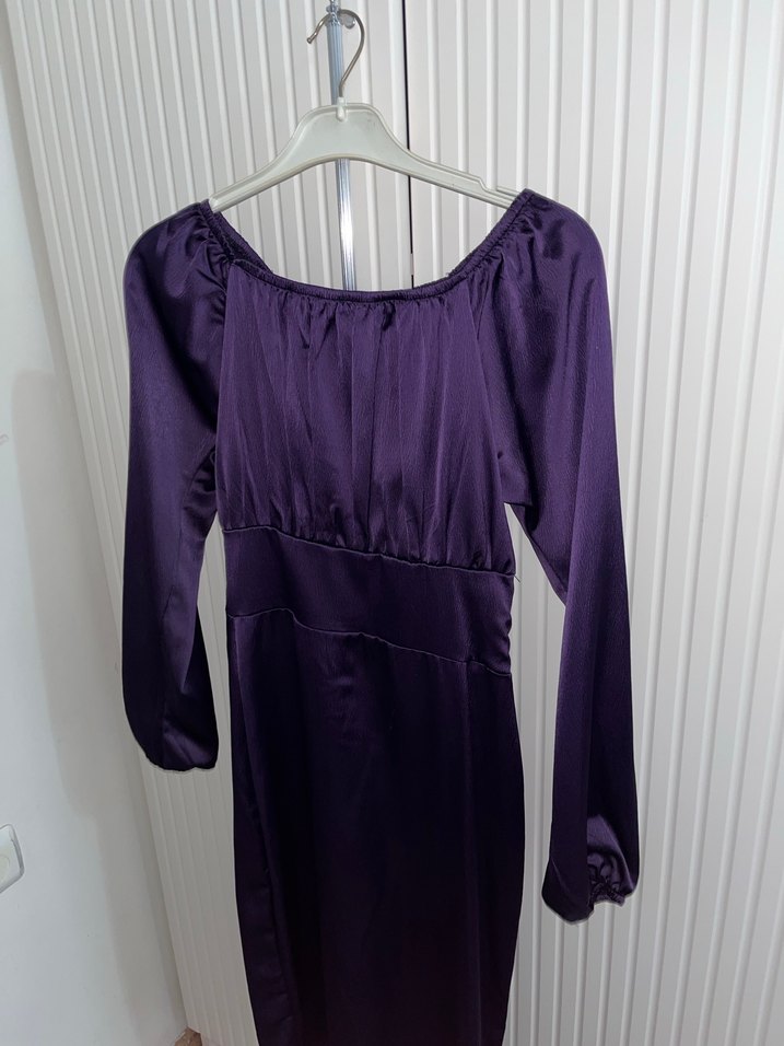 Uzun Kollu Mor Saten Elbise - Görsel 3