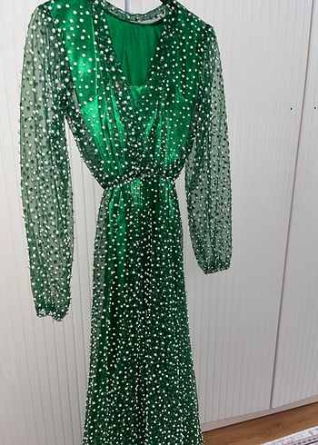 Yeşil Puantiyeli Uzun Kollu Pilili Elbise - Görsel 3