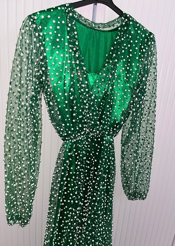 Yeşil Puantiyeli Uzun Kollu Pilili Elbise - Görsel 4