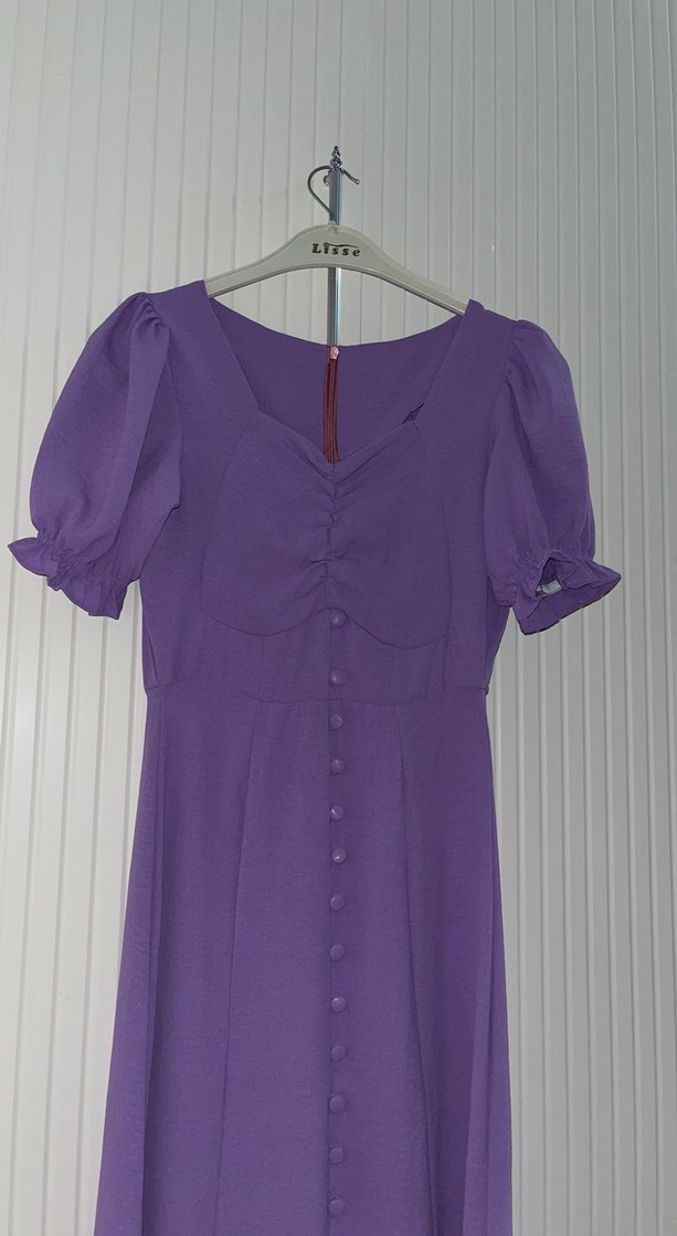 Mor V Yaka Uzun Düğmeli Kadın Elbise - Görsel 3