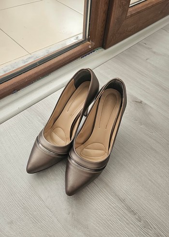 Diğer Klasik Bej Stiletto Topuklu Kadın Ayakkabı