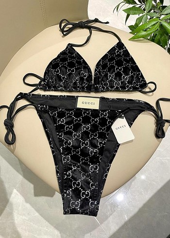 Siyah Dantel Detaylı Gucci Bikini Takımı