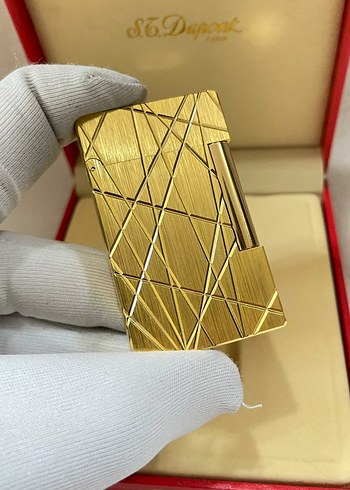 Altın Renk Parlak Desenli Çakmak - Görsel 4