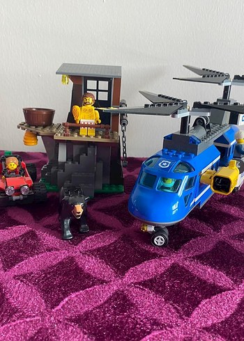 Lego city Mountain Arrest