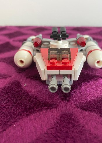 Beden Resistance Y-Wing Microfighter Lego Star Wars