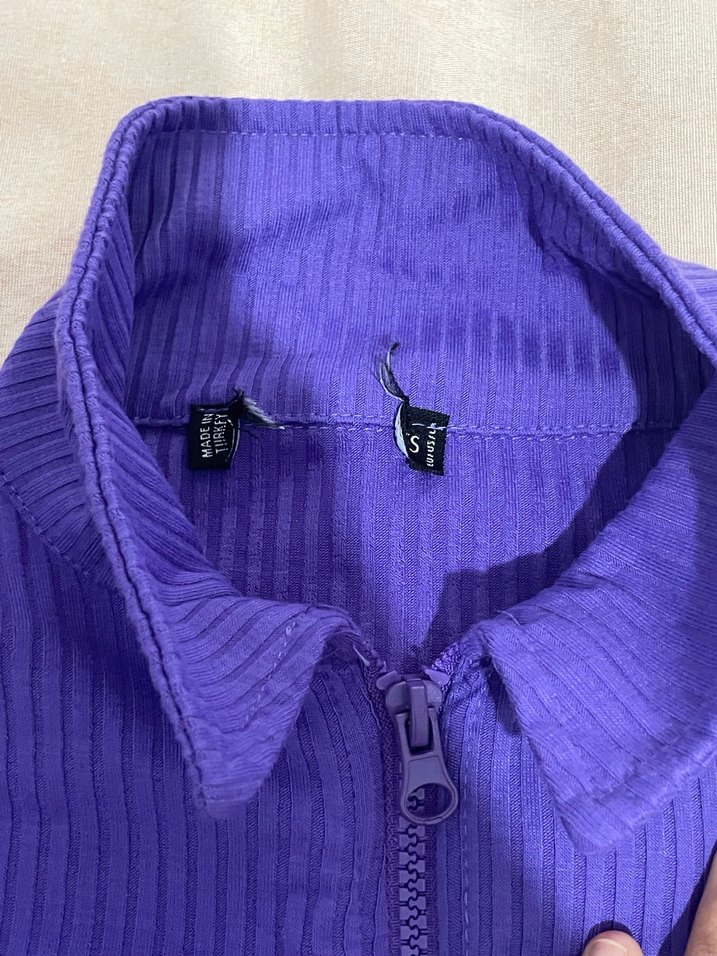 mor fermuarlı bluz - Görsel 2