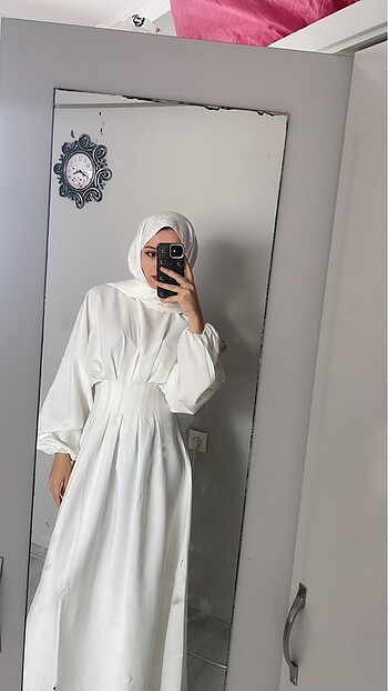 s Beden Bir kere bile giymedim sadece denedim mezuniyetim için almıştım