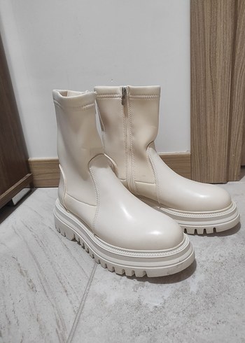 Kırık beyaz Platform Topuklu Kadın Botları - Görsel 3