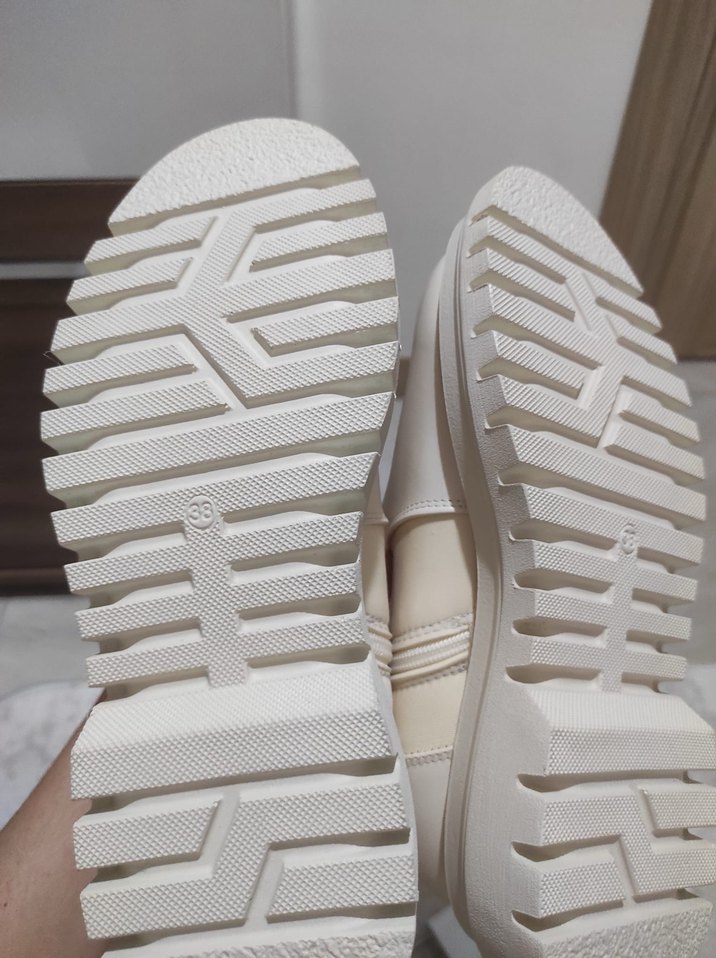 Kırık beyaz Platform Topuklu Kadın Botları - Görsel 2