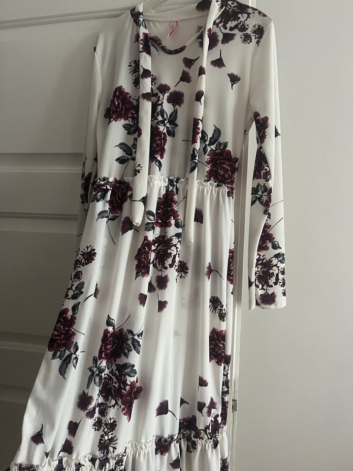 Çiçek Desenli Uzun Elbise - Görsel 2