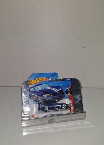 Mavi Hot Wheels Oyuncak Araba