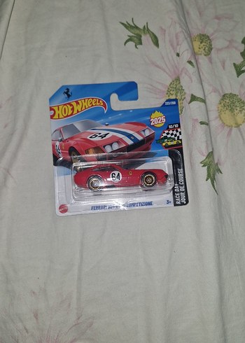 Hot Wheels Kırmızı Oyuncak Araba