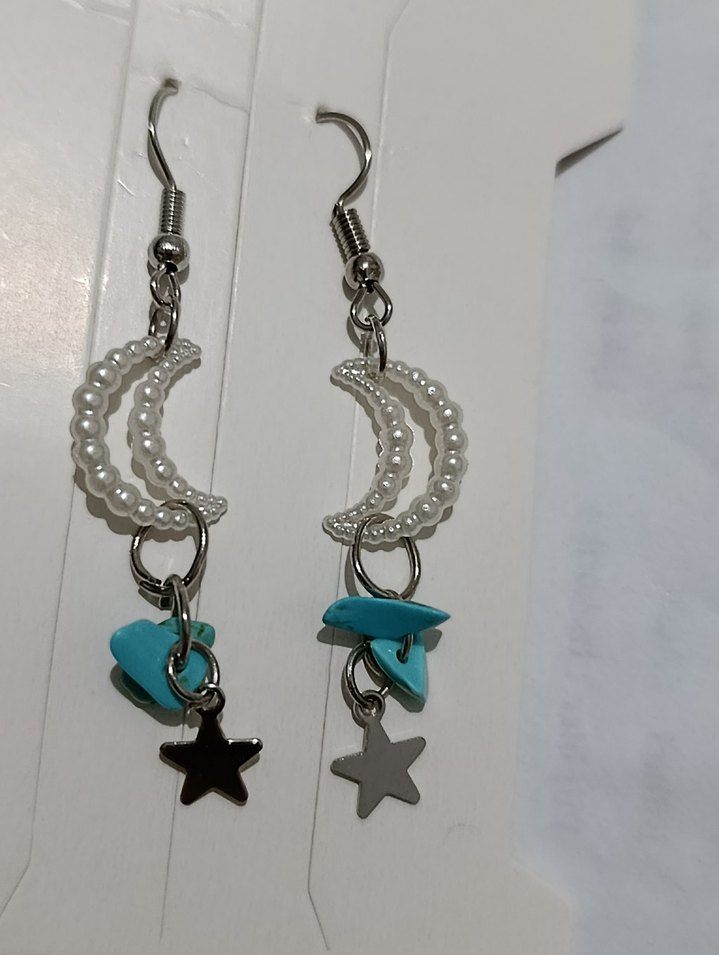 Boncuklu Turkuaz Ay ve Yıldız Küpeler - Görsel 2