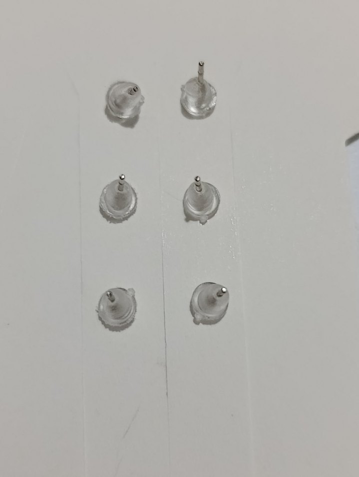 retro inci ve akrilik gül küpeler - Görsel 3