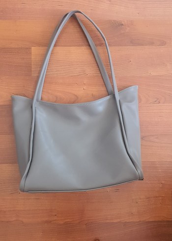 gri Deri Kadın Çanta - Minimalist Tasarım