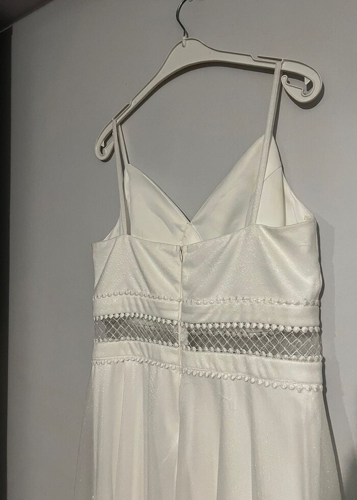 Beyaz nikah elbisesi - Görsel 2