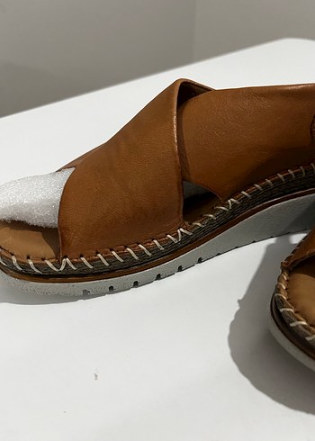 İNCİ DERİ KADIN SANDALET 38 NUMARA - Görsel 5