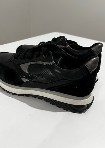 İNCİ HAKİKİ DERİ KADIN AYAKKABI 36 NUMARA - Görsel 5