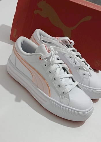 PUMA KADIN AYAKKABI 38.5 NUMARA - Görsel 3