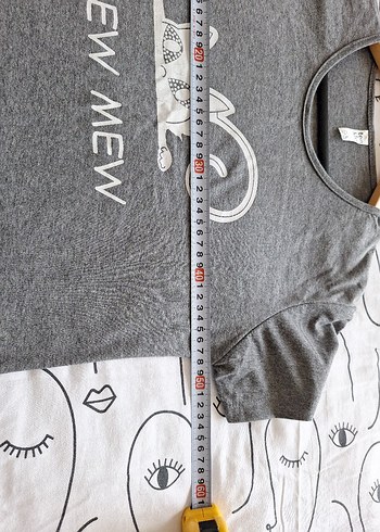 Kısa Kollu Gri Baskıl l beden tişört - Görsel 2