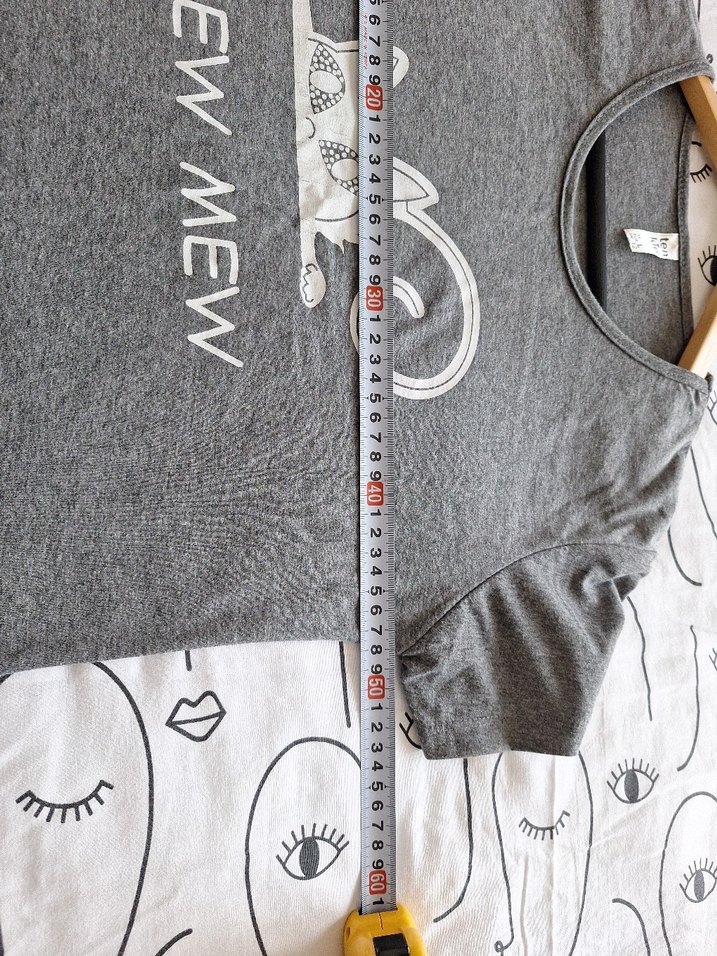 Kısa Kollu Gri Baskıl l beden tişört - Görsel 2