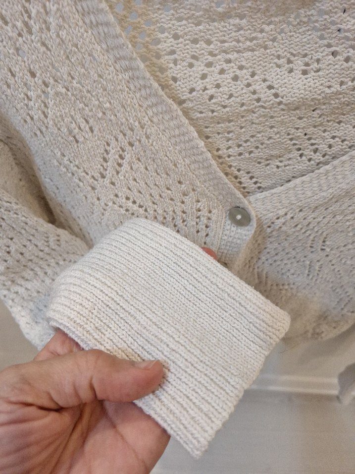 Beyaz V Yaka Örgü Kadın Hırka m/l uygun - Görsel 4