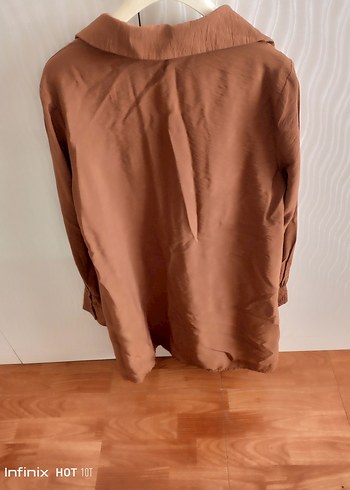 Bej Düğmeli Kadın Gömlek - Görsel 2