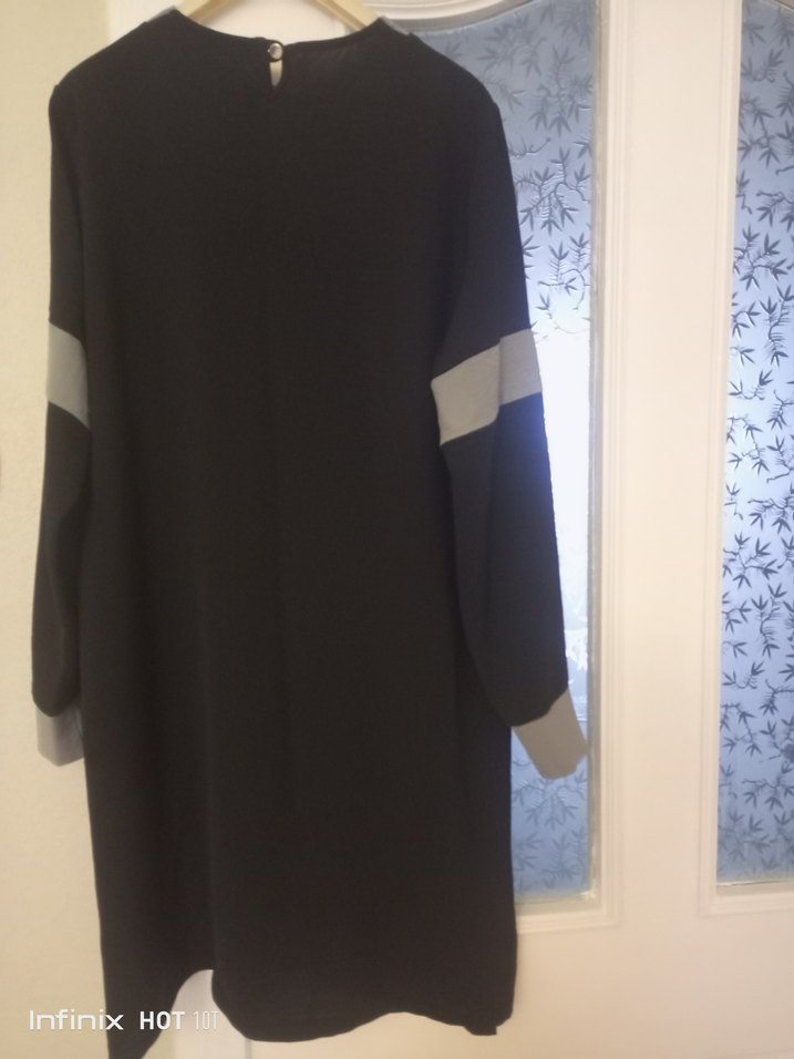 Uzun Kollu Siyah Gri Baskılı Kadın Tunik - Görsel 2