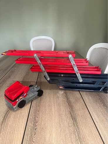 Hot wheels tır orj.
