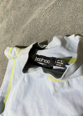 Beyaz Yüksek Yakalı Kolsuz Atlet - Görsel 3