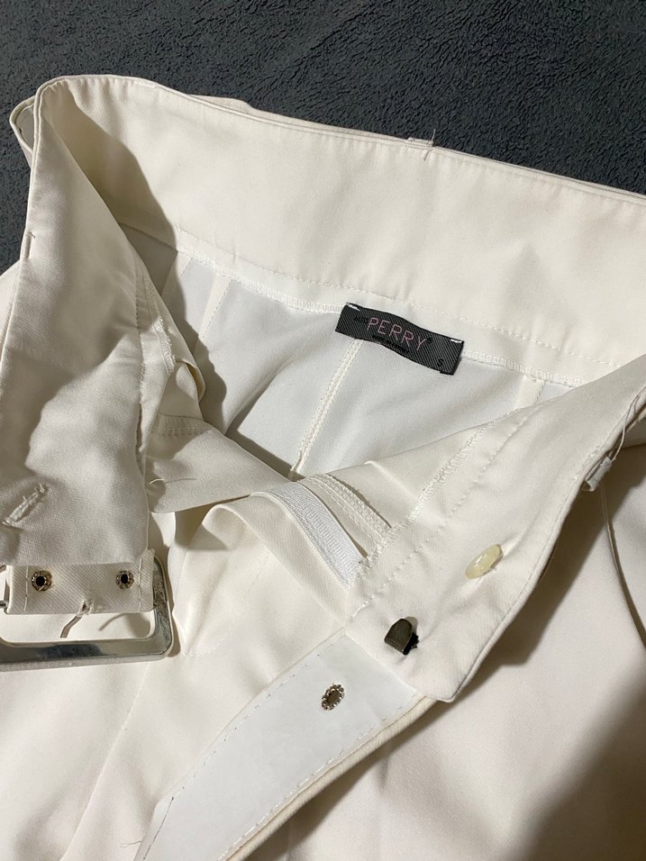 Kadın Beyaz Kemerli Kumaş Pantolon - Görsel 2