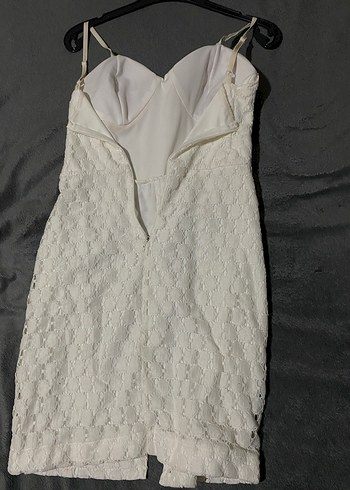 Dantel Detaylı Beyaz Mini Elbise - Görsel 2