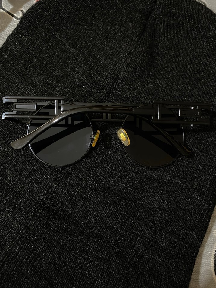 Koyu Gri Yuvarlak Tokalı Kadın Gözlüğü - Görsel 2