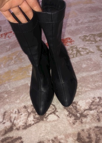Trendyol & Milla Yılan Desenli Siyah Deri Stiletto Bot 36