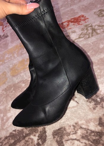 36 Beden Yılan Desenli Siyah Deri Stiletto Bot 36