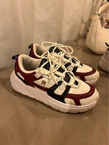 Tommy hılfıger spor ayakkabı