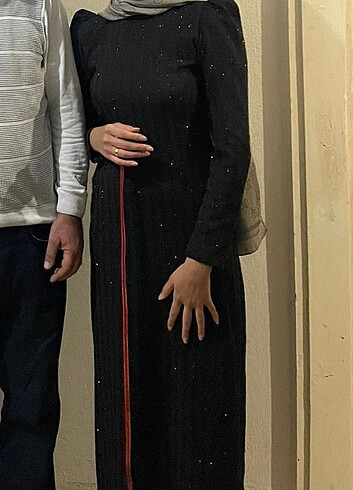Simli belden kuşaklı siyah tesettür abiye elbise