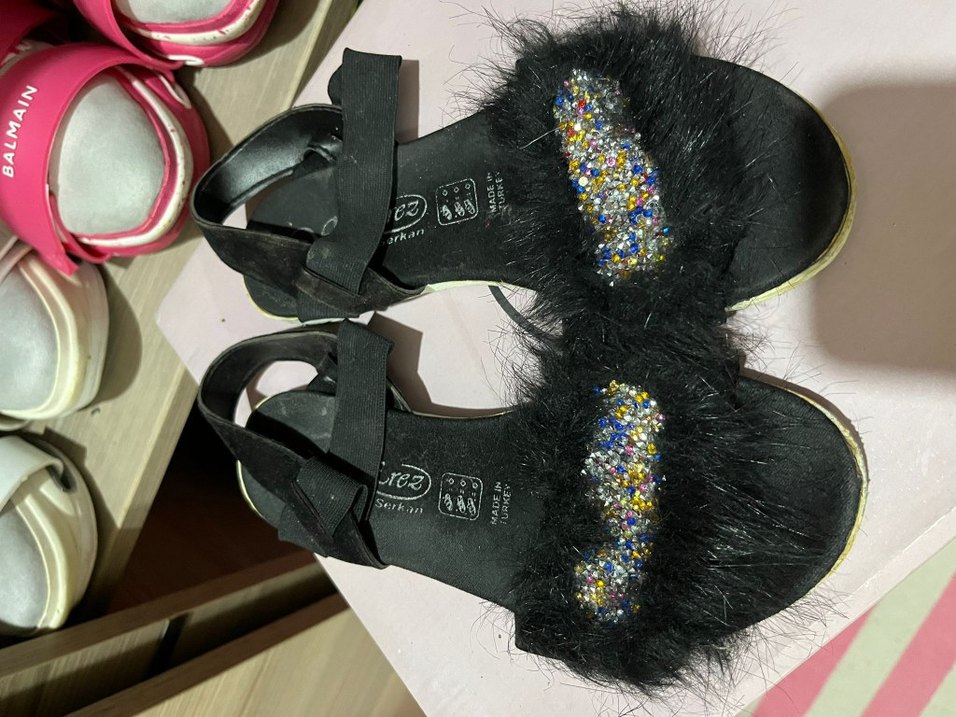 Kürk Detaylı kadın Sandalet - Görsel 2