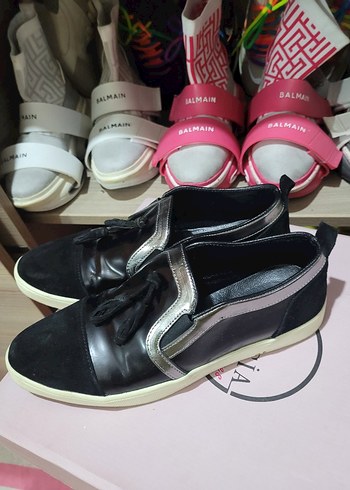 Siyah Püsküllü Yüksek Topuklu Kadın Spor Ayakkabı - Görsel 2