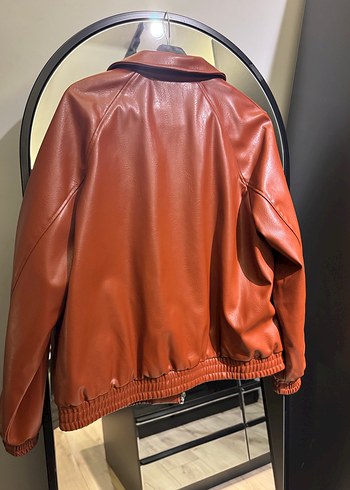 Zara Kadın Deri Fermuarlı Ceket